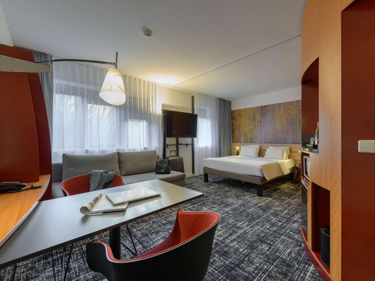 Hotel Novotel Parkstadt Schwabing 4*